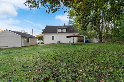 2948 Trenton Road, Akron, OH 44312 - Photo 27