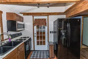 4078 Pardee Rd, Stow, OH 44224 - Photo 11