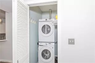 1004 Fairfield Ave, Loveland, OH 44113 - Photo 15