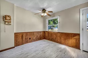 1167 Hilltop Dr, Akron, OH 44310 - Photo 19