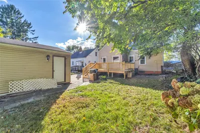 1167 Hilltop Drive, Akron, OH 44310 - Photo 47