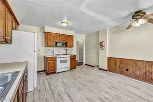 1167 Hilltop Dr, Akron, OH 44310 - Photo 15