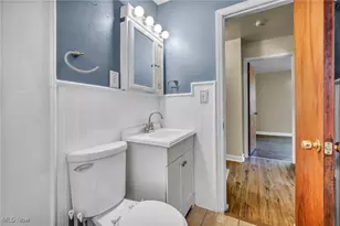 1167 Hilltop Dr, Akron, OH 44310 - Photo 23