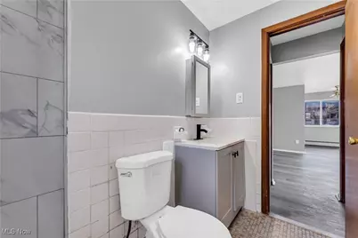 18809 Bella Drive, Loveland, OH 44119 - Photo 17