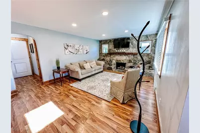 1377 Southeast Avenue, Tallmadge, OH 44278 - Photo 3