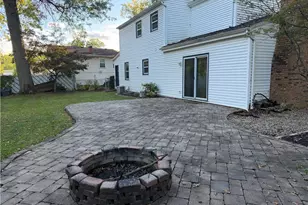 1845 Celeste Cir, Austintown, OH 44511 - Photo 3