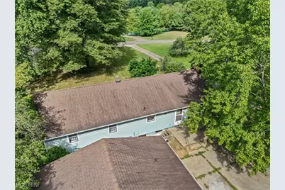 11960 Freshley Avenue, Alliance, OH 44601 - Photo 35