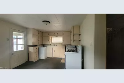 121 Jerome Street, Lisbon, OH 44432 - Photo 5