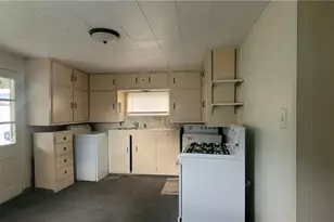 121 Jerome St, Lisbon, OH 44432 - Photo 5