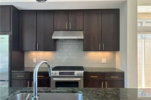 1901 E 119th St, Loveland, OH 44106 - Photo 5