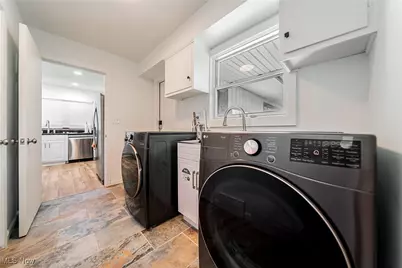 32321 Lake Shore Boulevard, Willowick, OH 44095 - Photo 49