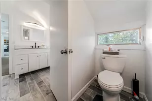 32321 Lakeshore Blvd, Willowick, OH 44095 - Photo 39