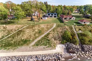 32321 Lakeshore Blvd, Willowick, OH 44095 - Photo 19