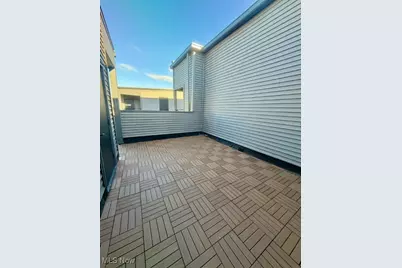 1495 Superior Avenue E, Loveland, OH 44114 - Photo 39