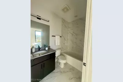 1495 Superior Avenue E, Loveland, OH 44114 - Photo 23