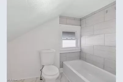 1371 Benton Street, Barberton, OH 44203 - Photo 21