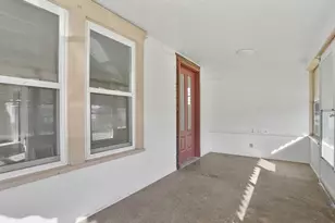 1371 Benton St, Barberton, OH 44203 - Photo 5