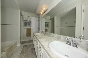 3809 Butterfield Dr, Akron, OH 44319 - Photo 29