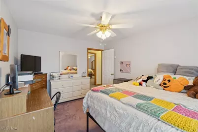 3203 Merchants Avenue, Ashtabula, OH 44004 - Photo 25