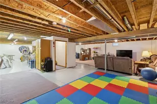 3203 Merchants Ave, Ashtabula, OH 44004 - Photo 39