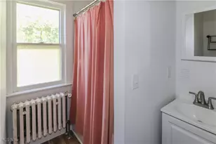 229 W 4th St, Port Clinton, OH 43452 - Photo 9