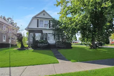229 W 4th Street, Port Clinton, OH 43452 - Photo 5