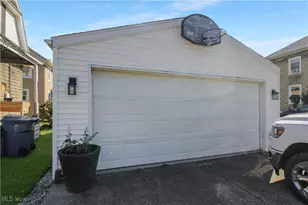 229 W 4th St, Port Clinton, OH 43452 - Photo 7