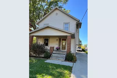 213 Genoa Avenue SW, Massillon, OH 44646 - Photo 1
