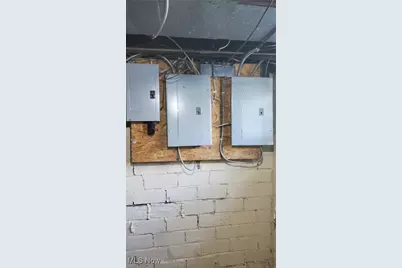 1602 Hillcrest Road, East Cleveland, OH 44118 - Photo 21