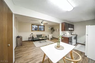 8140 Southwood Dr, Garrettsville, OH 44231 - Photo 5