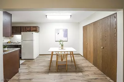 8140 Southwood Drive, Garrettsville, OH 44231 - Photo 7