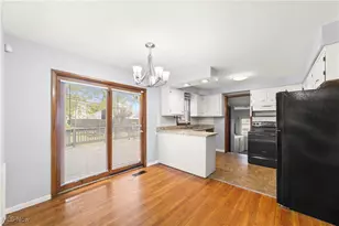 6086 Seminole Trl, Mentor on the Lake, OH 44060 - Photo 9