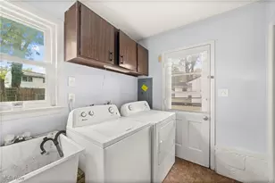 6086 Seminole Trl, Mentor on the Lake, OH 44060 - Photo 25