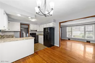 6086 Seminole Trl, Mentor on the Lake, OH 44060 - Photo 7