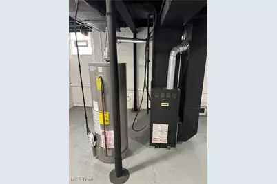 434 Hillwood Drive, Akron, OH 44320 - Photo 23