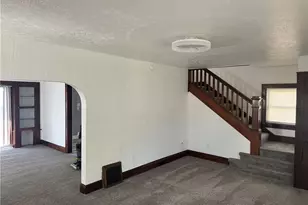 434 Hillwood Dr, Akron, OH 44320 - Photo 13