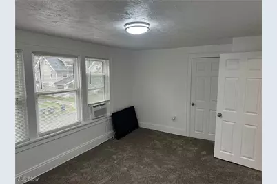 434 Hillwood Drive, Akron, OH 44320 - Photo 21