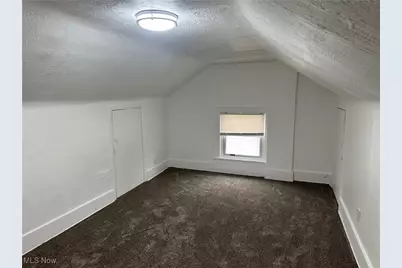 434 Hillwood Drive, Akron, OH 44320 - Photo 21