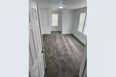 434 Hillwood Drive, Akron, OH 44320 - Photo 19