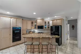 5412 Downingsgate Cir NW, Canton, OH 44718 - Photo 11