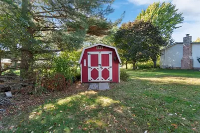 1920 Birk NE, Canton, OH 44705 - Photo 17