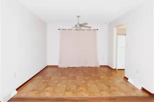 49410 S Park Cir, East Liverpool, OH 43920 - Photo 11