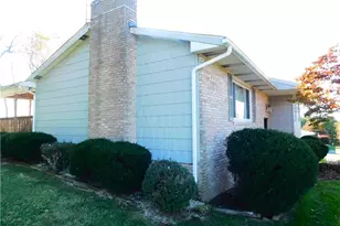 49410 S Park Cir, East Liverpool, OH 43920 - Photo 3