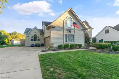 2319 Hunters Ridge, Boardman, OH 44512 - Photo 3