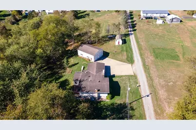 101 Glover Lane, Toronto, OH 43964 - Photo 7