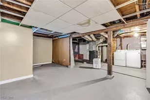 1026 Woodward Ave, Akron, OH 44310 - Photo 31