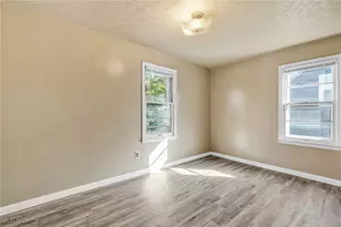 1026 Woodward Ave, Akron, OH 44310 - Photo 19