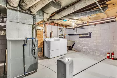 1026 Woodward Avenue, Akron, OH 44310 - Photo 33