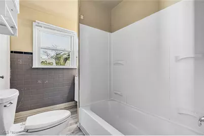 1026 Woodward Avenue, Akron, OH 44310 - Photo 27