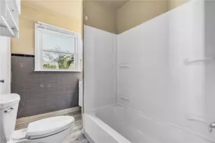 1026 Woodward Ave, Akron, OH 44310 - Photo 27